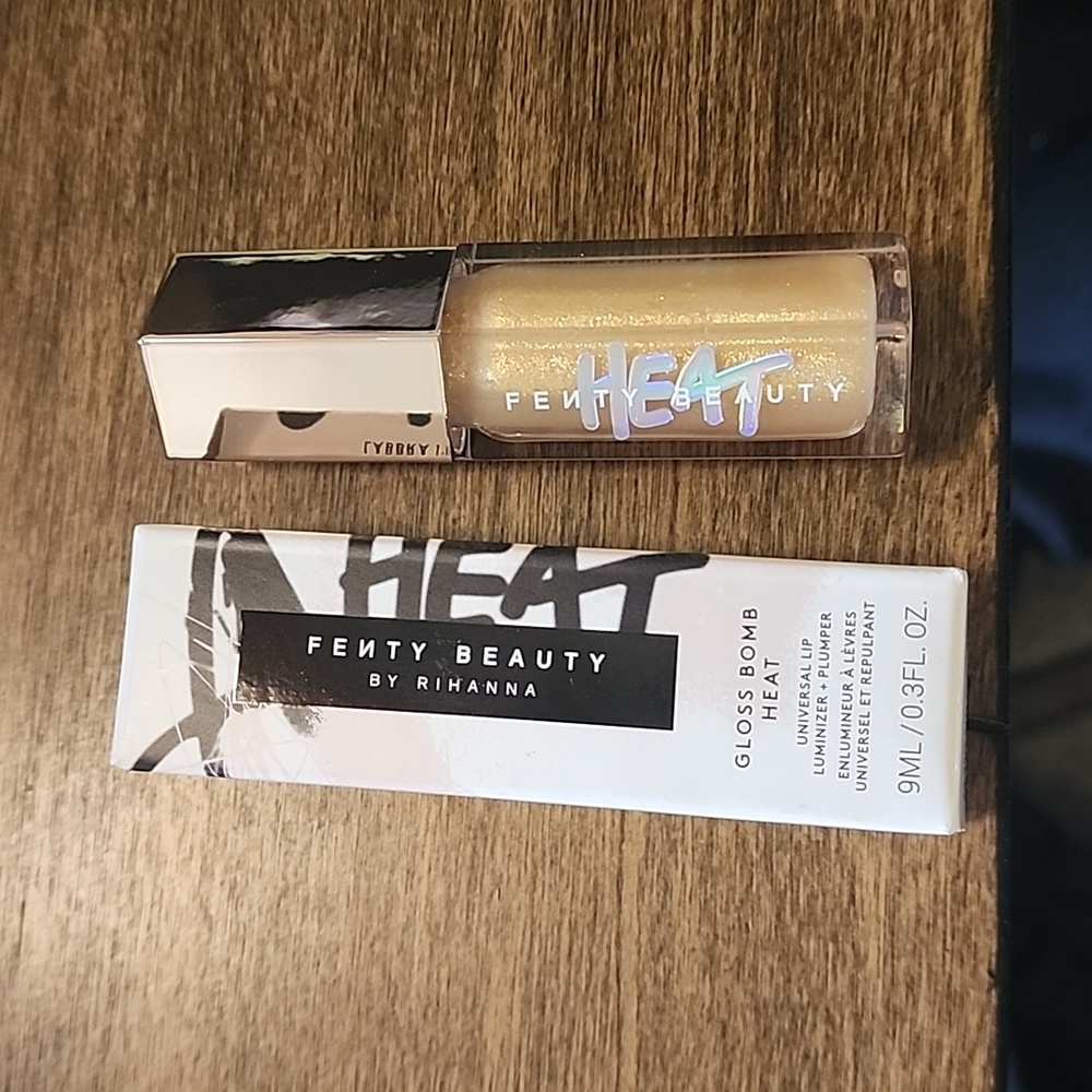 FENTY Lemon Lava Gloss Bomb Heat